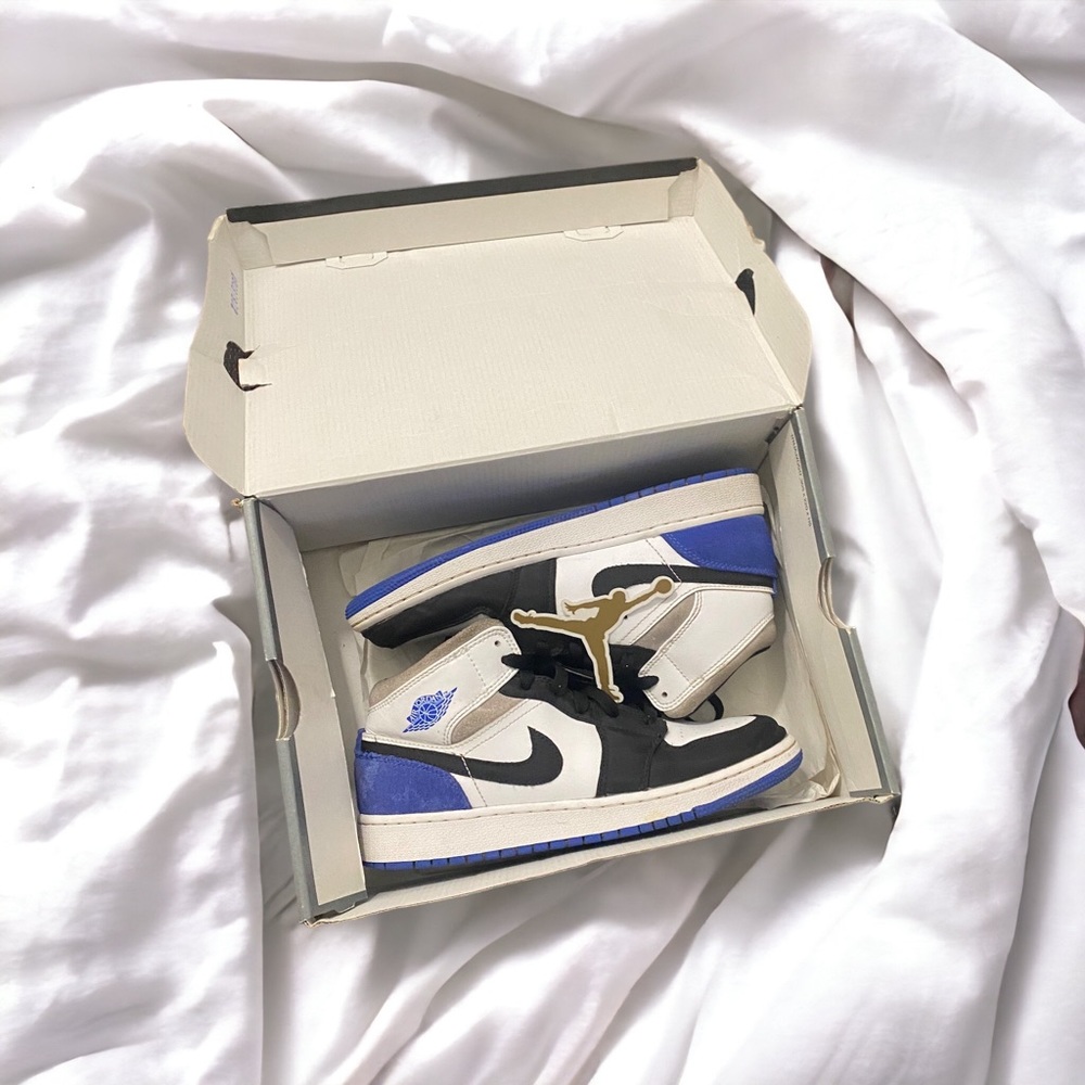 Nike Air Jordan 1 mid
